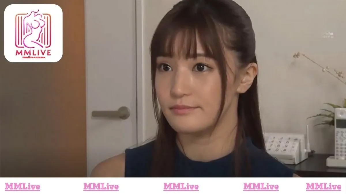 Không chỉ nóng bỏng, Takahashi Shōko còn là một nghệ sĩ guitar tài năng, mang trong mình một tâm hồn rock 'n' roll đầy cá tính.